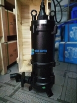 Máy Bơm Thải CNP-Tsurumi 80WQ40-15-4(I)