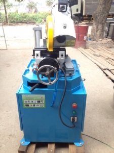 Máy cắt MC 315B