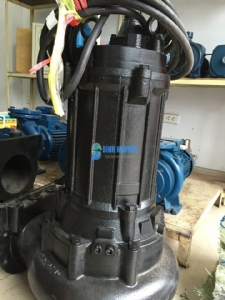 Máy bơm chìm cánh cắt rác Tsurumi TOS 100C42.2