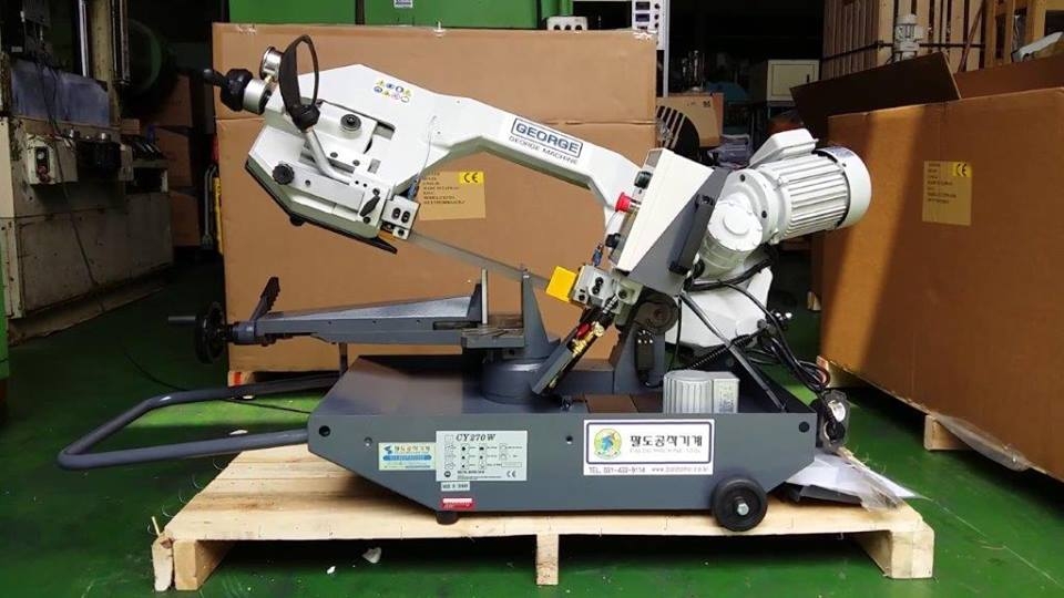 Máy cưa vòng ngang bán tự động RF20SAA