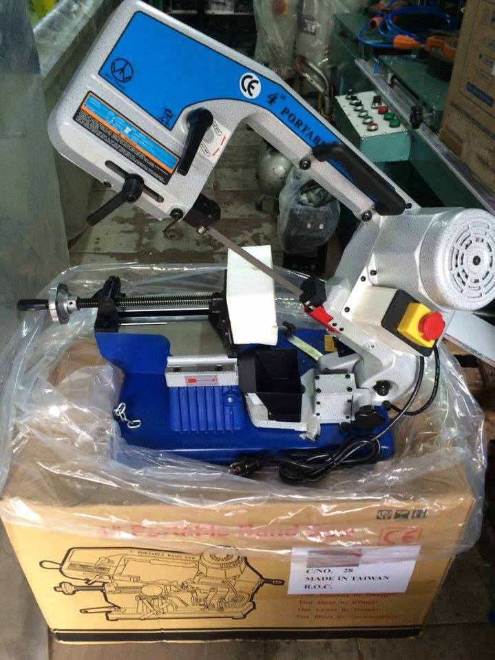 Máy cưa thép Inox RF-712N