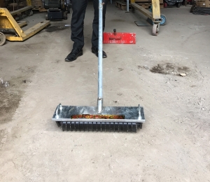 Con Lăn Tạo Nhám Chỉ