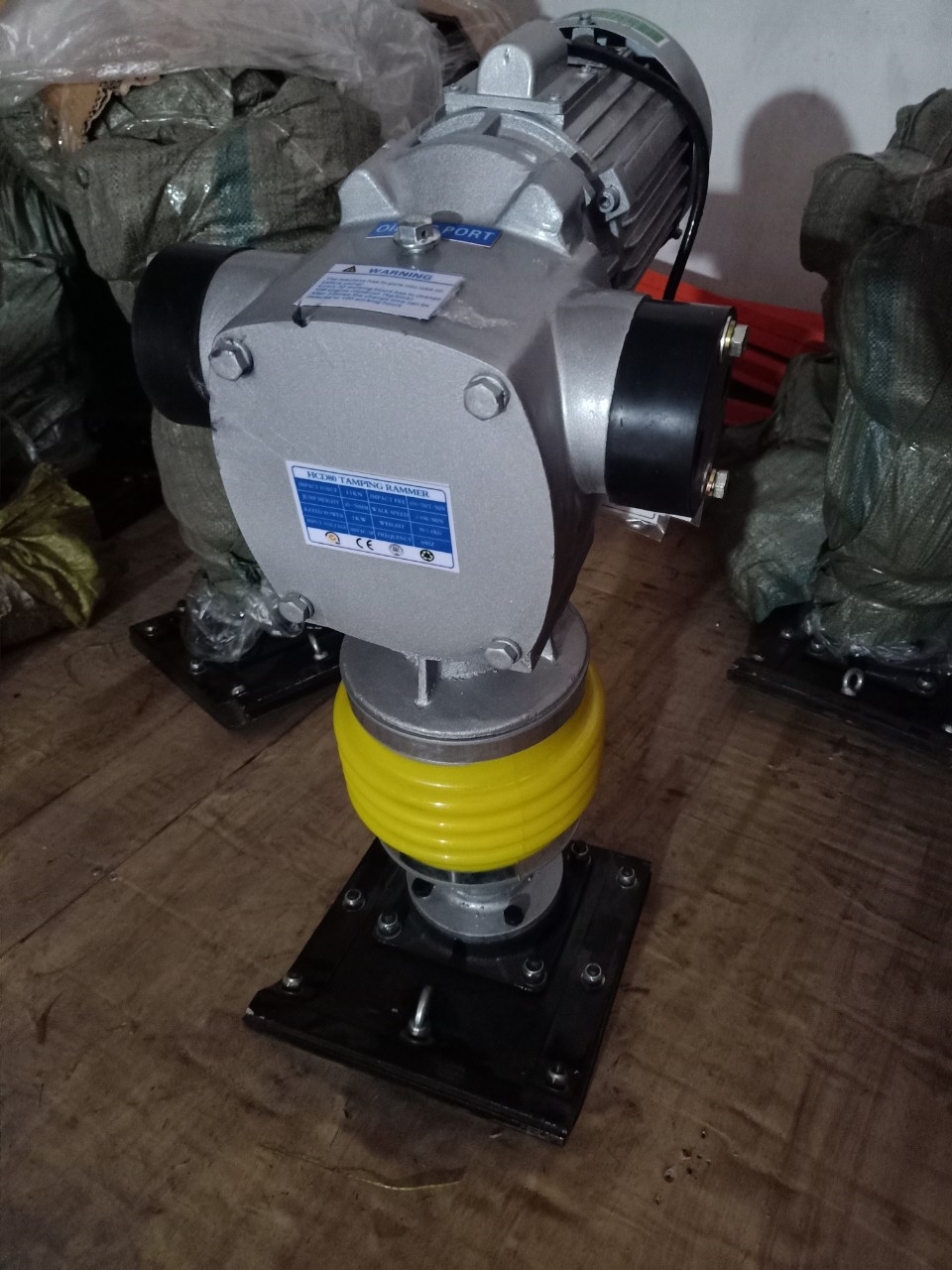 Máy đầm cóc chạy điện HCD110 220V