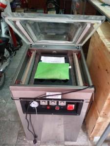 Máy hút chân không DZQ500  